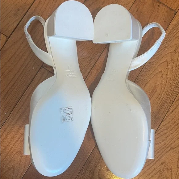 Loriblu Made in Italy: white satin slingback pumps with pearl and bow detail. - Picture 3 of 5